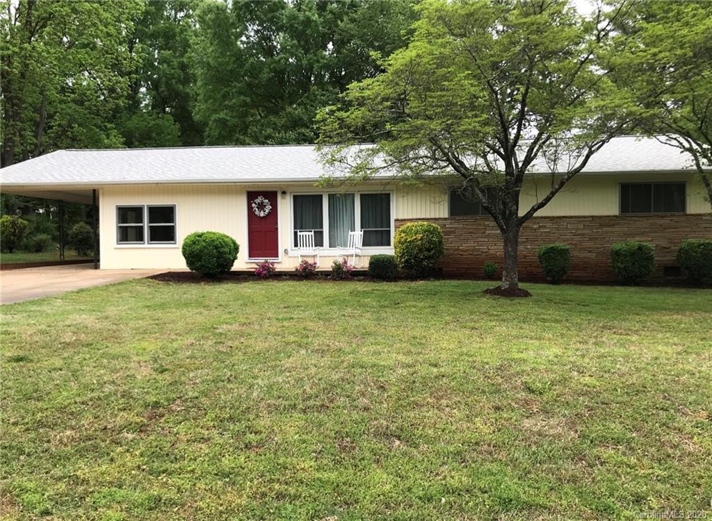 Property image 1 at 619 S Carolina Avenue, Statesville, NC 28677