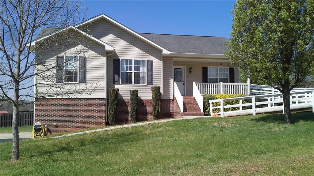 2 Granite Creek Drive