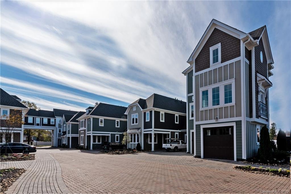 Property image 1 at 7916 Rea View Court, Charlotte, NC 28226