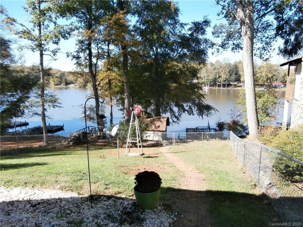 1849 Hickory Point Drive