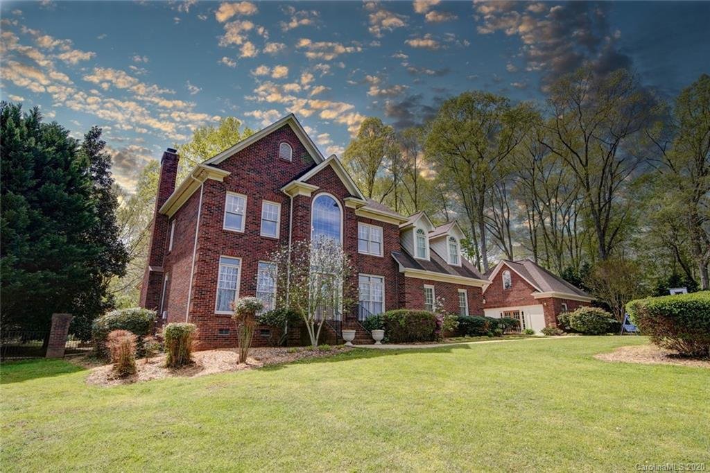 7037 High Vista Court