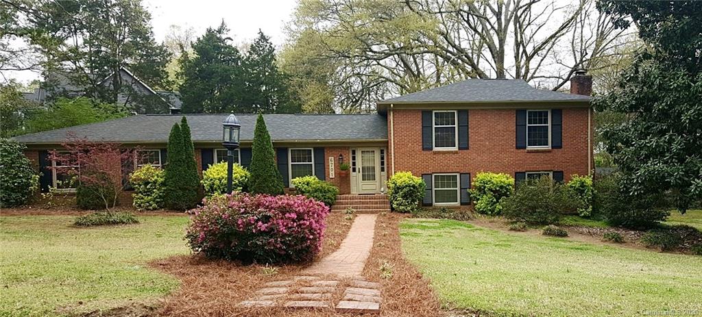 Property image 1 at 6701 Carmel Hills Drive, Charlotte, NC 28226