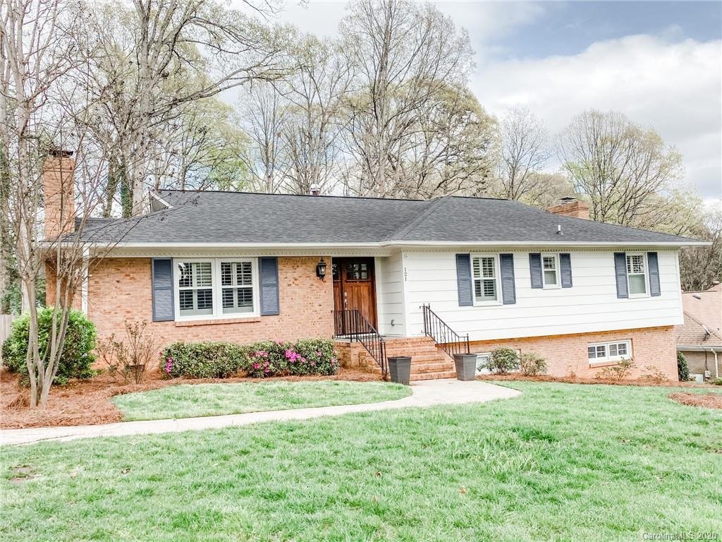 Property image 1 at 121 Glen Oaks Road, Charlotte, NC 28270