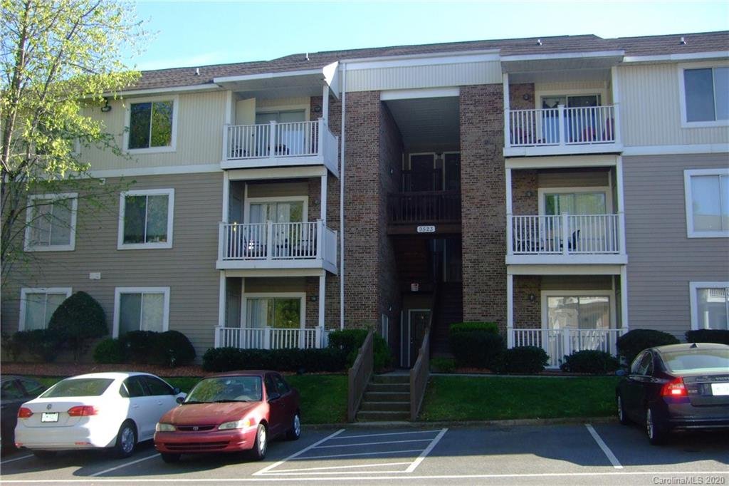 9523 University Terrace Drive