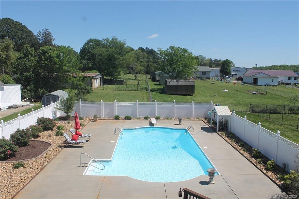 Property image 1 at 328 Palmer Circle, Rockwell, NC 28138