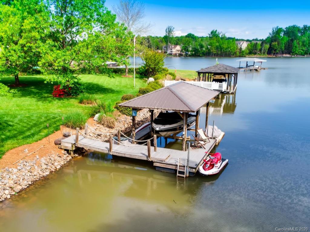 207 Castles Gate Drive