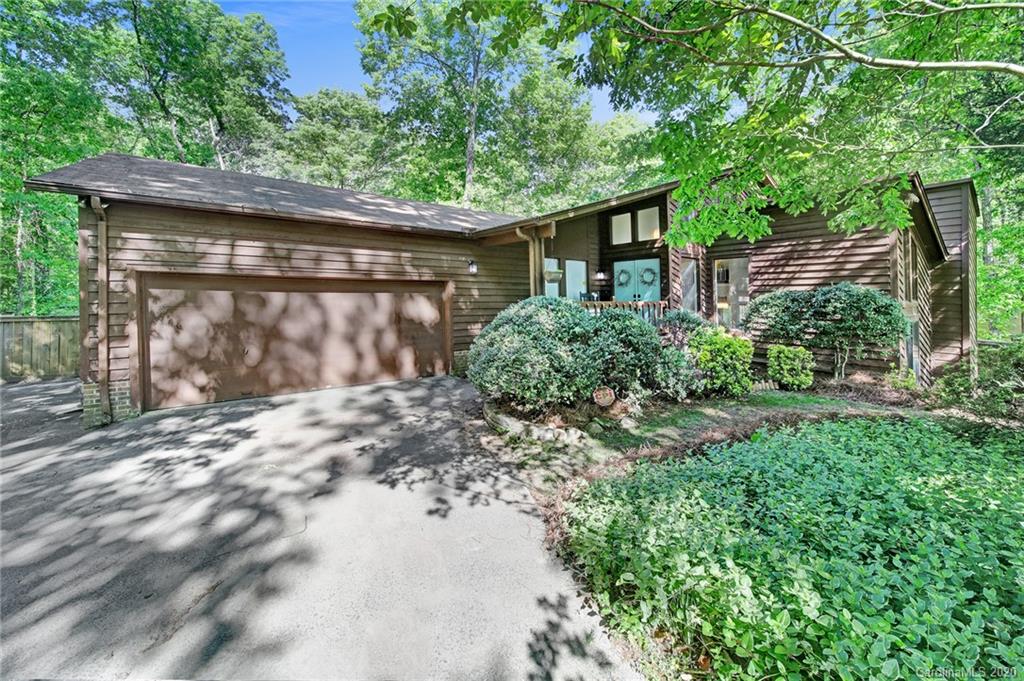 Property image 1 at 221 Misty Dawn Lane, Charlotte, NC 28270