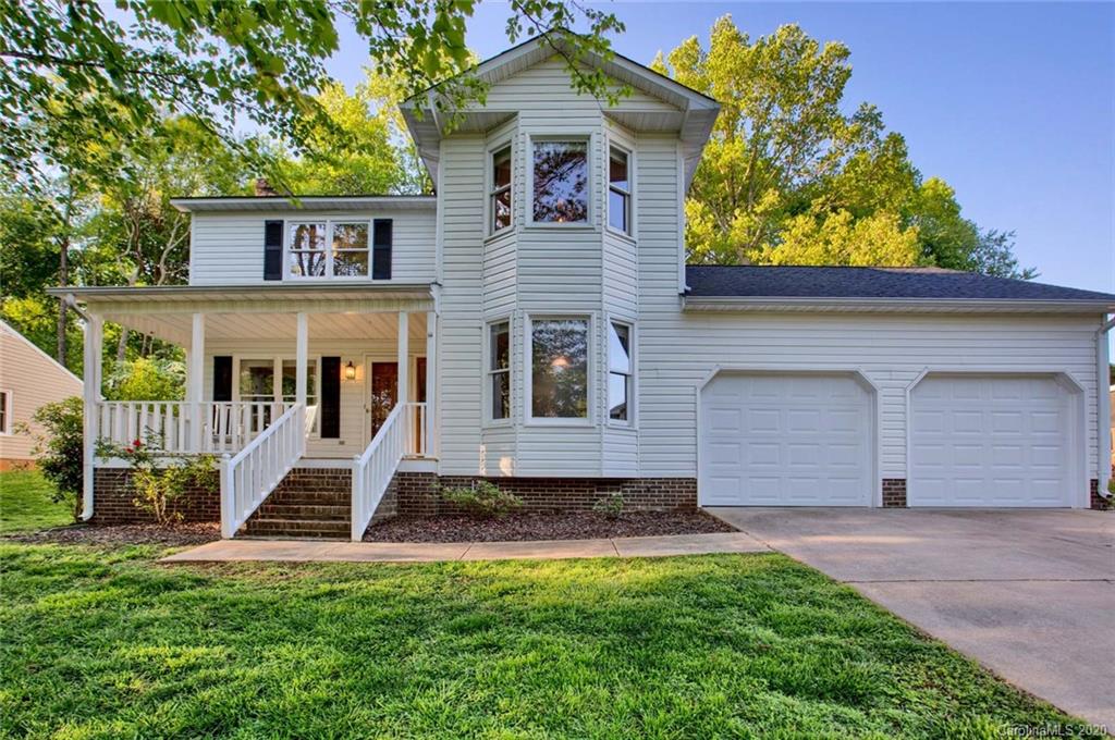 102 Carabelle Circle