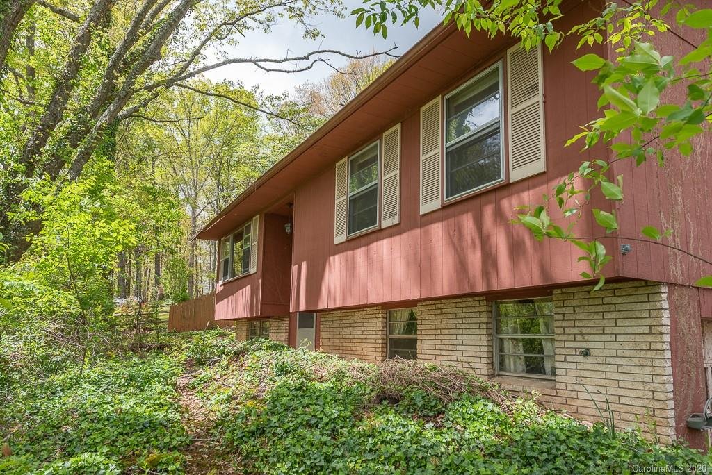 Property image 1 at 7 Lower Stradley Mountain Road, Asheville, NC 28806