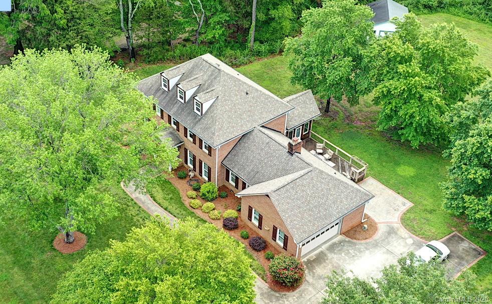 2416 Greenbrook Parkway