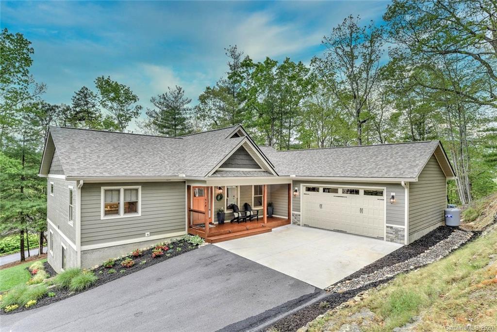 Property image 1 at 494 Rockmoor Way, Hendersonville, NC 28791