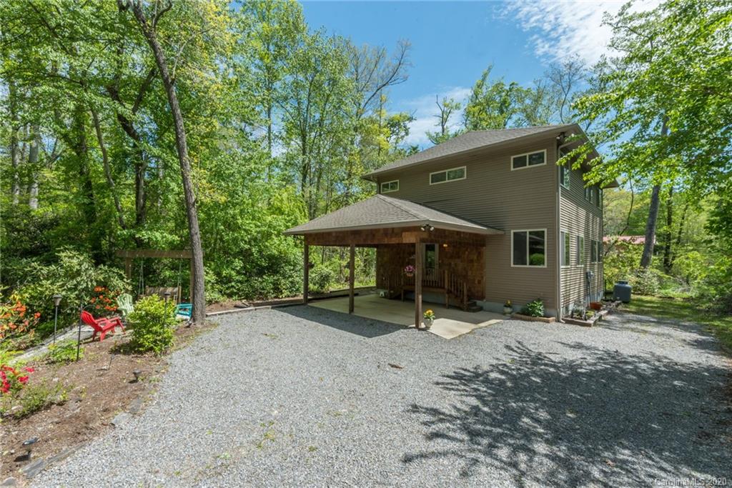 Property image 1 at 752 Hiawassee Avenue, Black Mountain, NC 28711