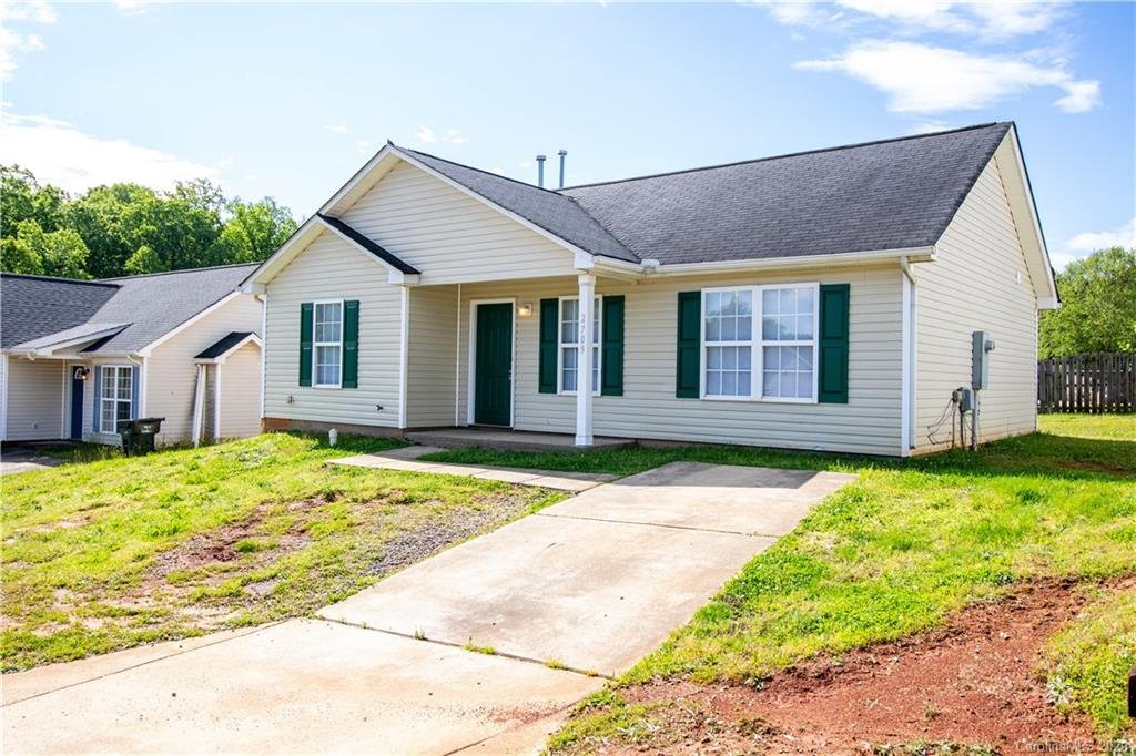 Property image 1 at 2709 Brook Ridge Drive, Bessemer City, NC 28016