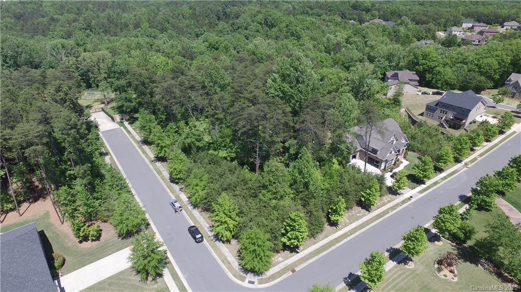 Property image 1 at 16546 Bastille Drive, Charlotte, NC 28278