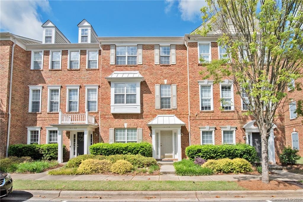 Property image 1 at 14154 Fitzroy Lane, Charlotte, NC 28277