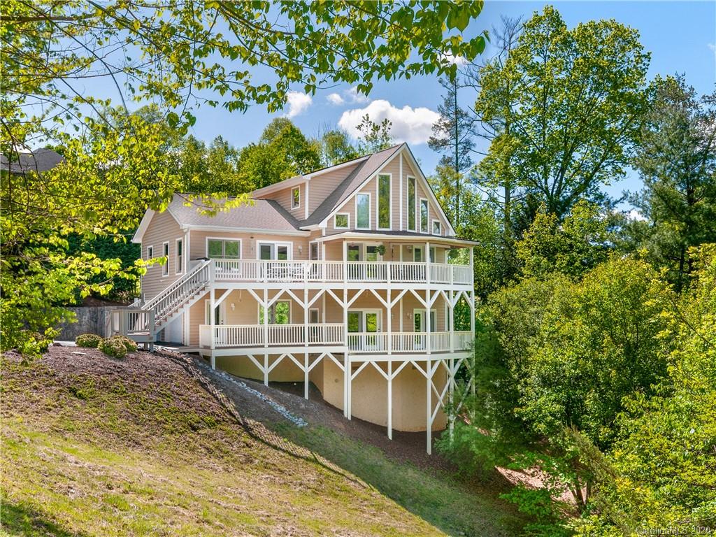 Property image 1 at 111 Buffalo Trail, Asheville, NC 28805