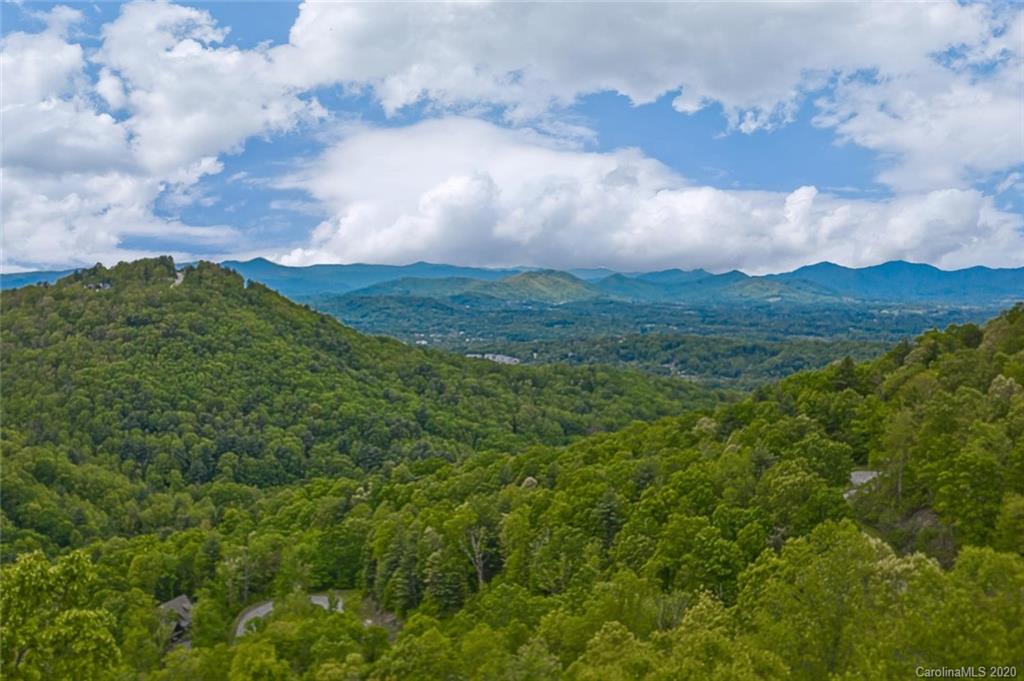 Property image 1 at 8 Waxwing Lane, Asheville, NC 28804