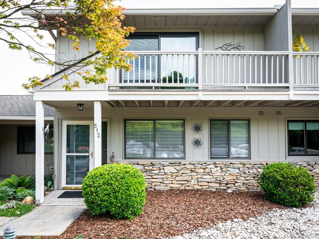 Property image 1 at 512 Davis Mountain Road, Laurel Park, NC 28739