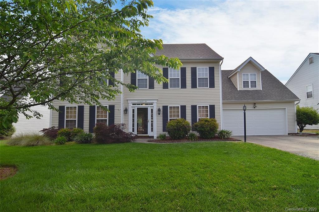 10019 Wildwood Muse Court