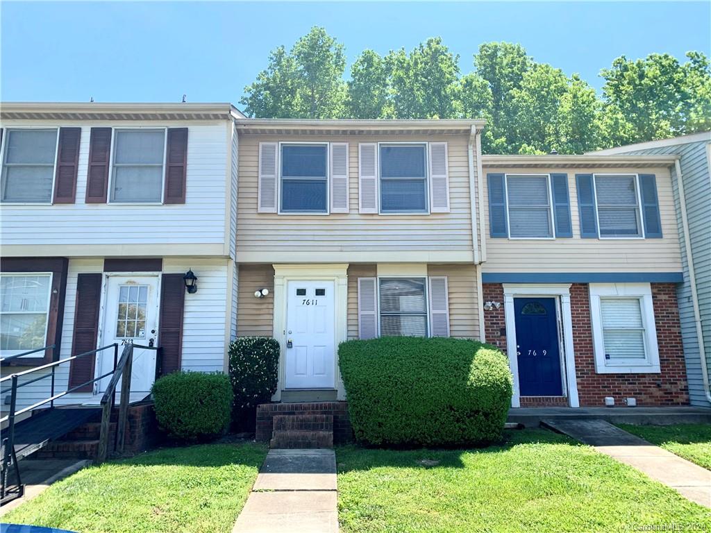 Property image 1 at 7611 Holly Grove Court, Charlotte, NC 28227