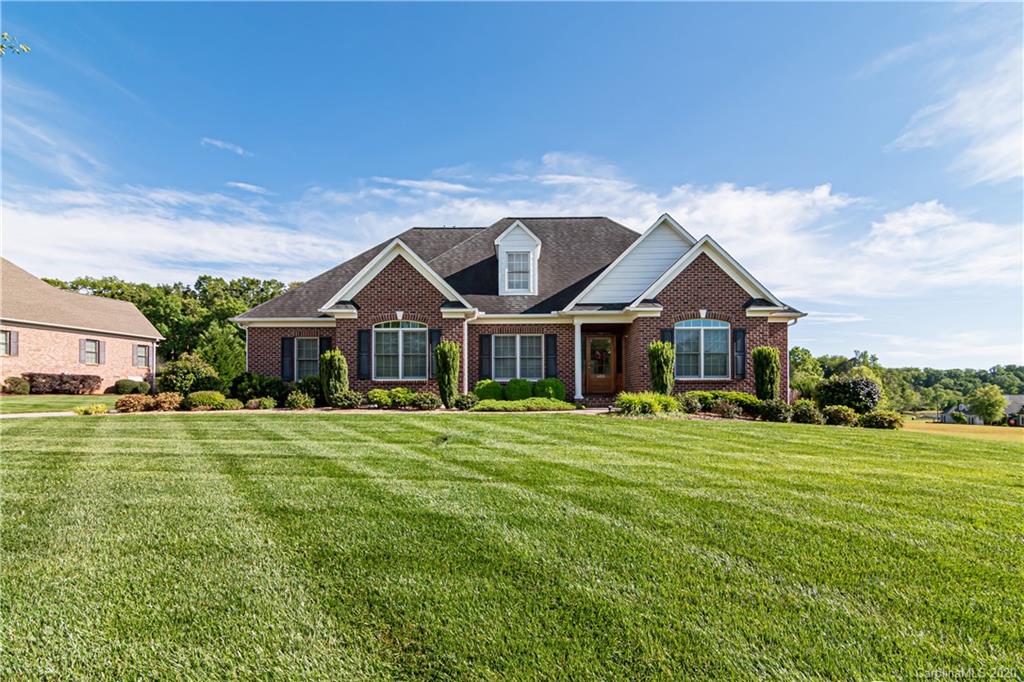 605 Laurel Valley Way