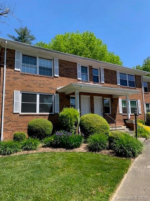 Property image 1 at 28 Capri Lane, Hendersonville, NC 28791