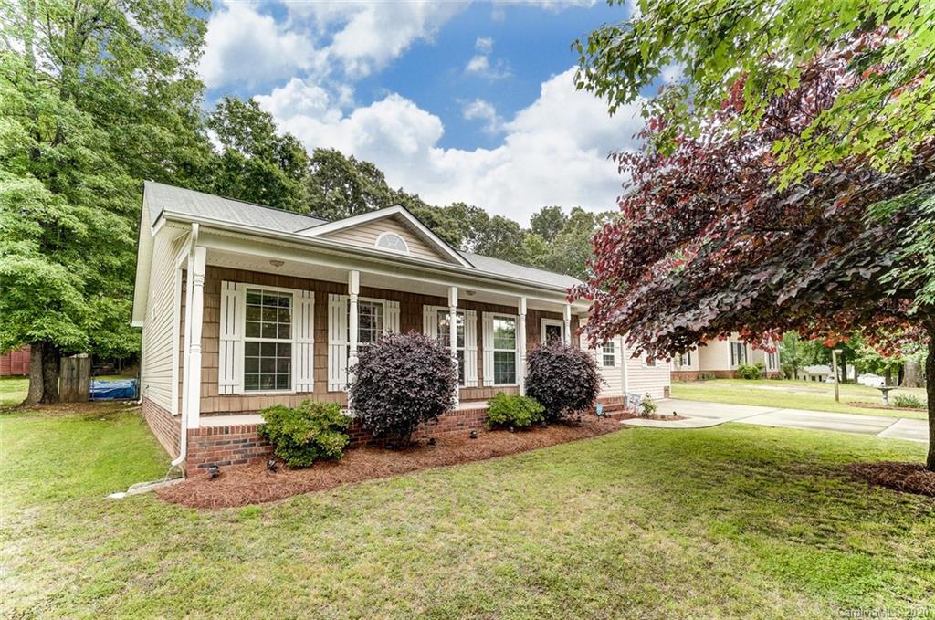 Property image 1 at 2004 Forget Me Not Lane, Wingate, NC 28174