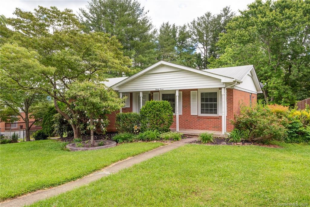 Property image 1 at 27 Morgan Boulevard, Arden, NC 28704