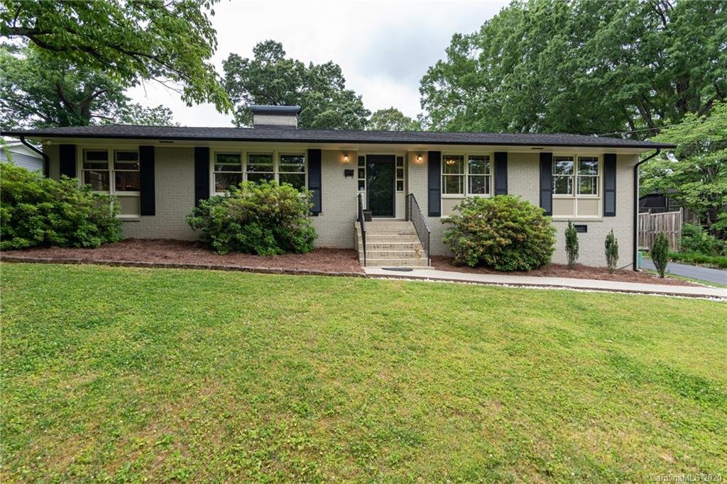 Property image 1 at 1039 6th Avenue, Hickory, NC 28601