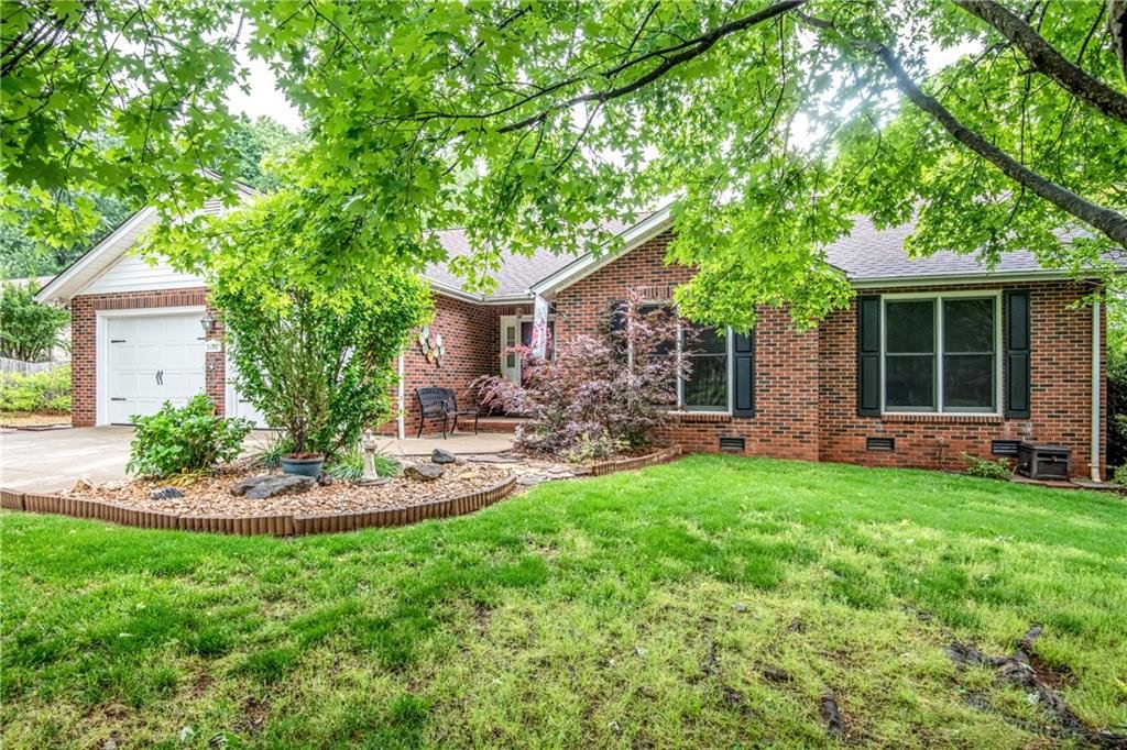 Property image 1 at 5196 Olde School Drive, Hickory, NC 28602