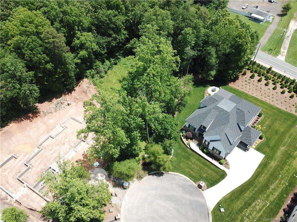 19612 Olde Spring Court