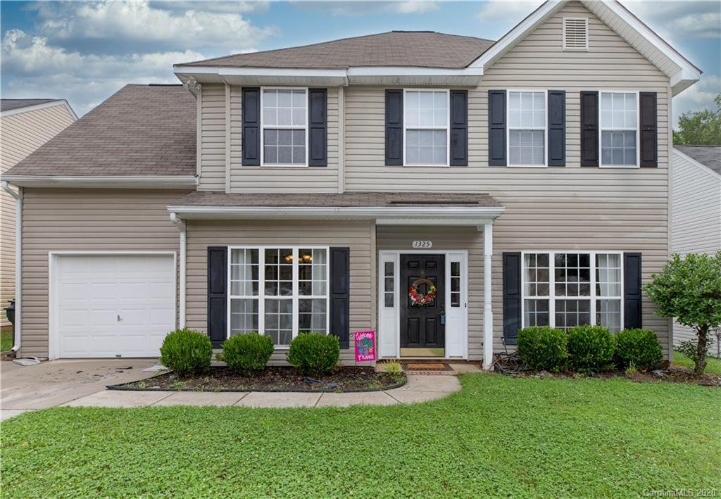 1325 Hollythorne Drive