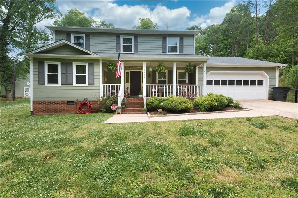 Property image 1 at 6101 Gold Creek Estate Drive, Hickory, NC 28601