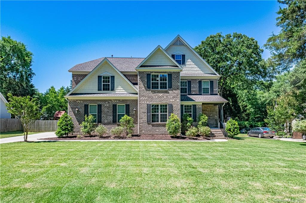 Property image 1 at 2801 Springs Drive, Charlotte, NC 28226