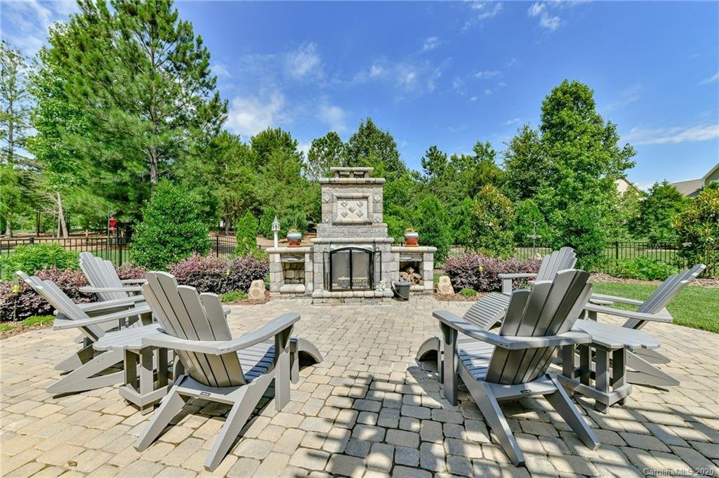 305 Pecan Ridge Court