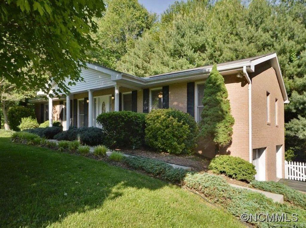 Property image 1 at 316 Melissa Way, Hendersonville, NC 28791