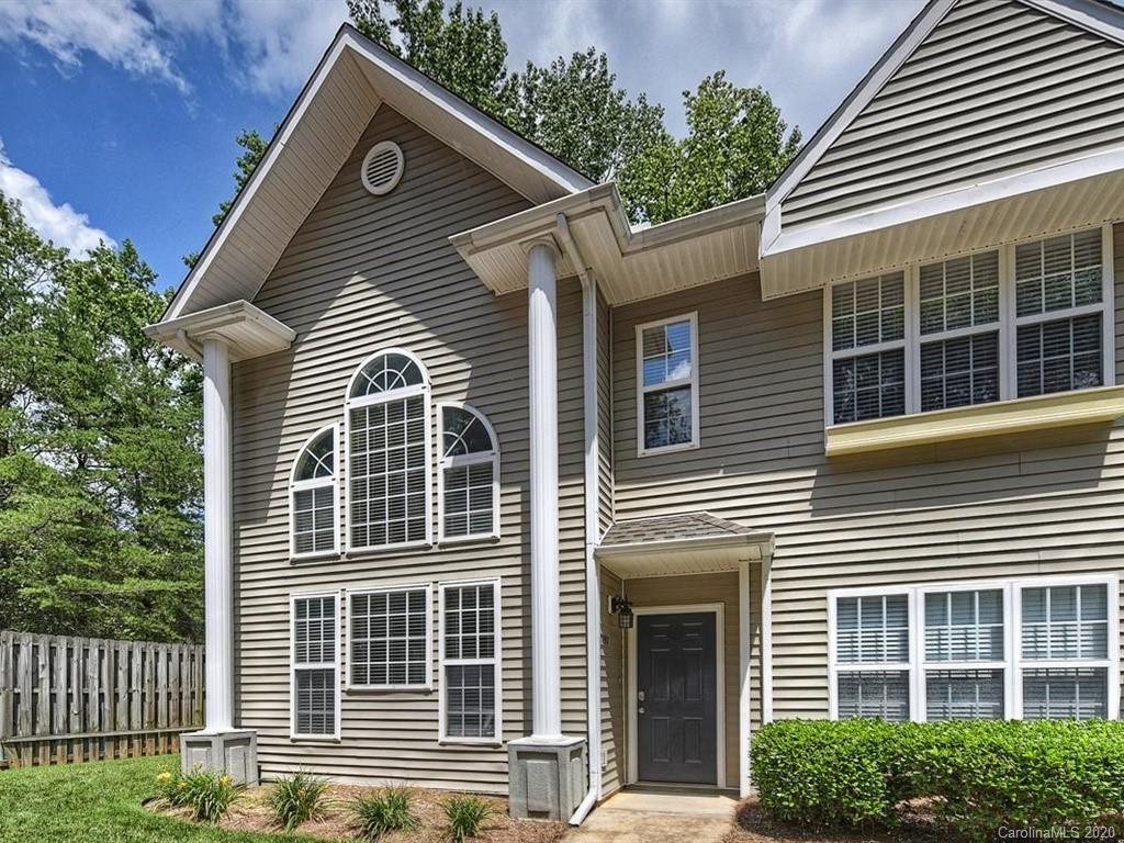 Property image 1 at 1297 E Woodlawn Road, Charlotte, NC 28209