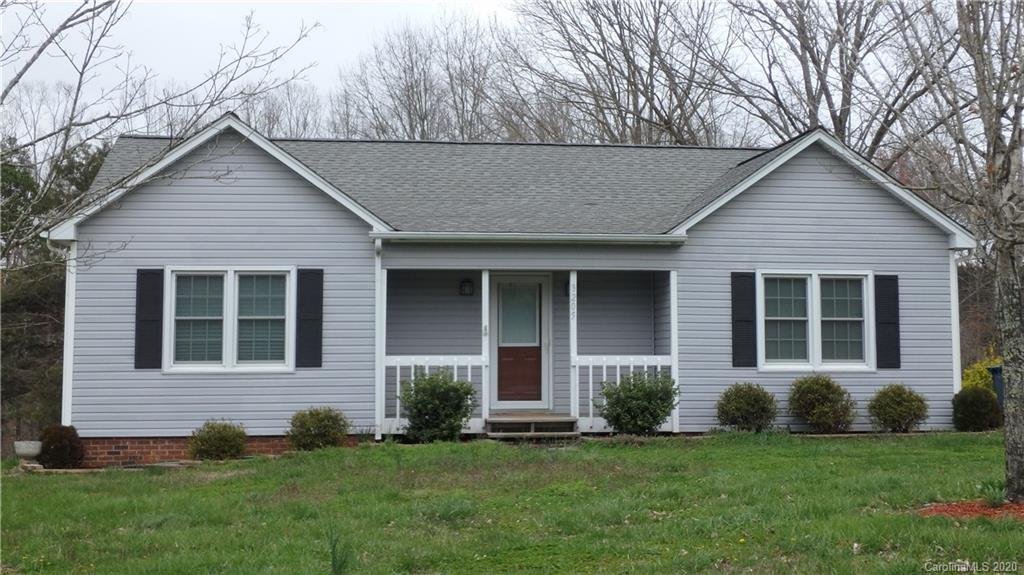 Property image 1 at 3205 44th Avenue Drive, Hickory, NC 28601