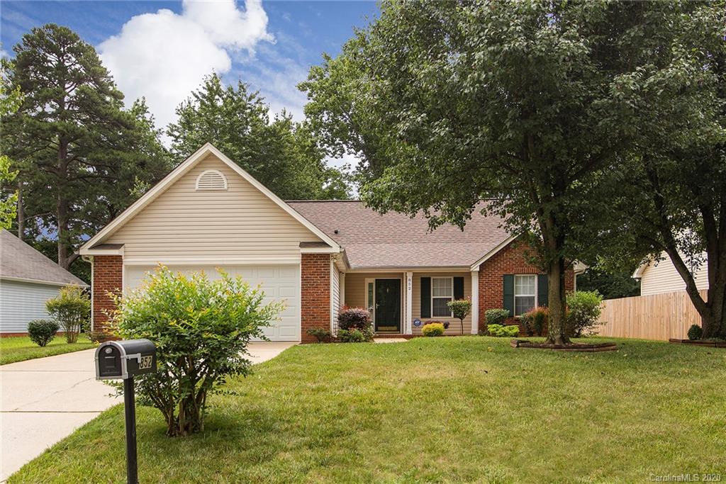 Property image 1 at 852 Murphy Hill Place, Charlotte, NC 28214