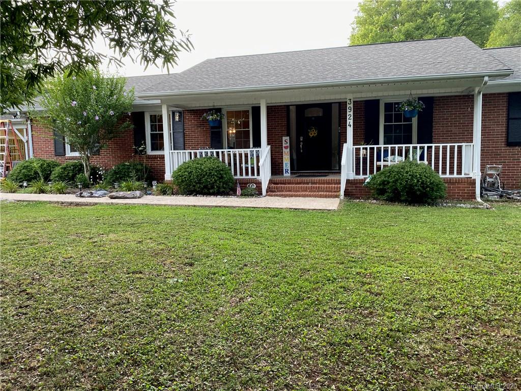 Property image 1 at 3924 Harrisburg Drive, Harrisburg, NC 28075