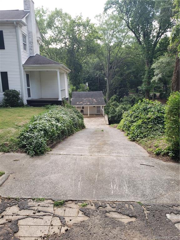 Property image 1 at 904 Edgewood Circle, Gastonia, NC 28052