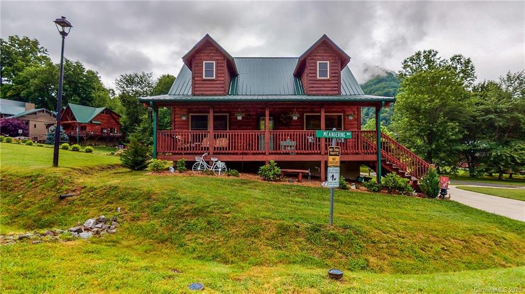 Property image 1 at 19 Meandering Way, Maggie Valley, NC 28751