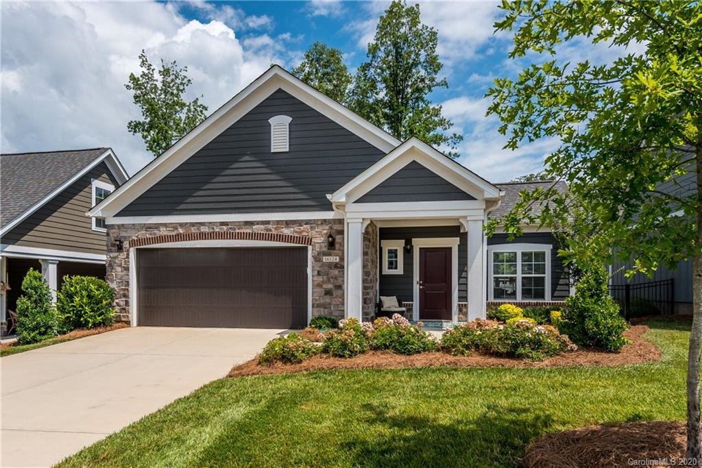 16124 Lakeside Loop Lane