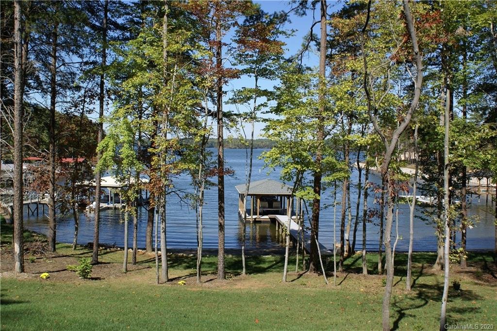 Property image 1 at 9464 Riviera Drive, Sherrills Ford, NC 28673