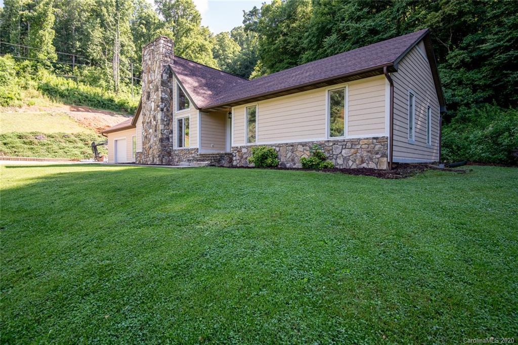 Property image 1 at 274 Lotawatah Drive, Burnsville, NC 28714