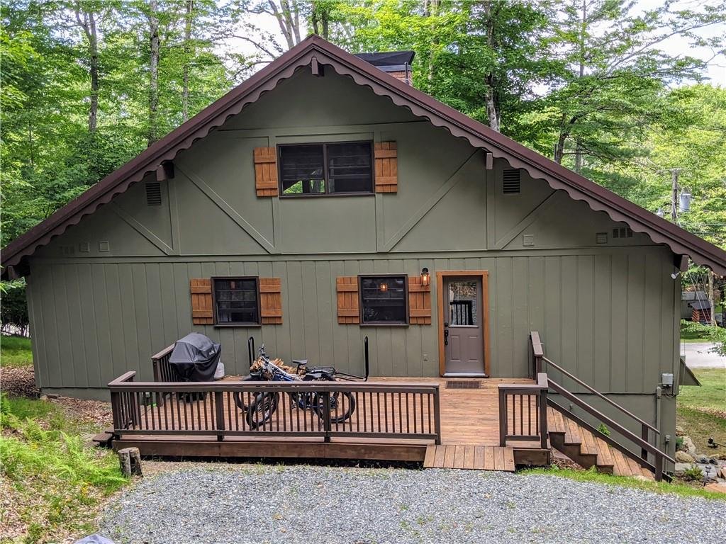 Property image 1 at 107 Overbrook Trail, Beech Mountain, NC 28604