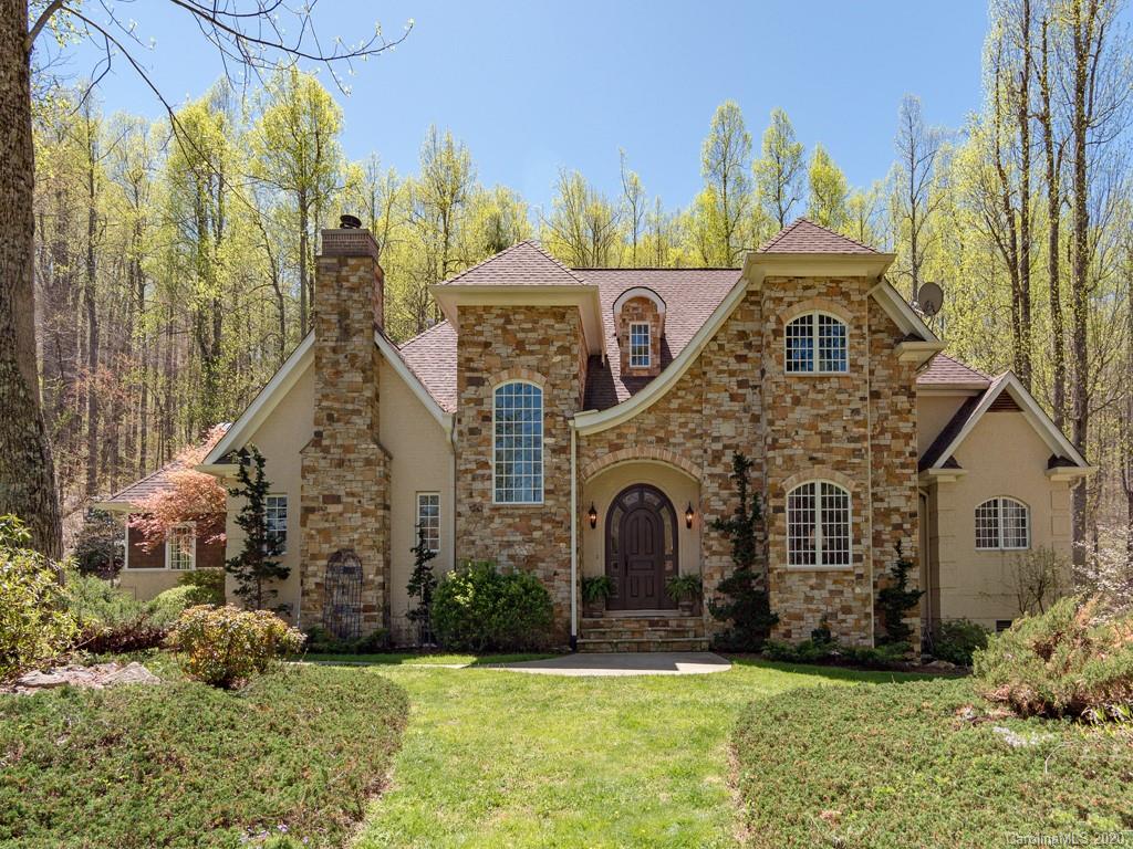 Property image 1 at 325 Solomon Circle, Hendersonville, NC 28739