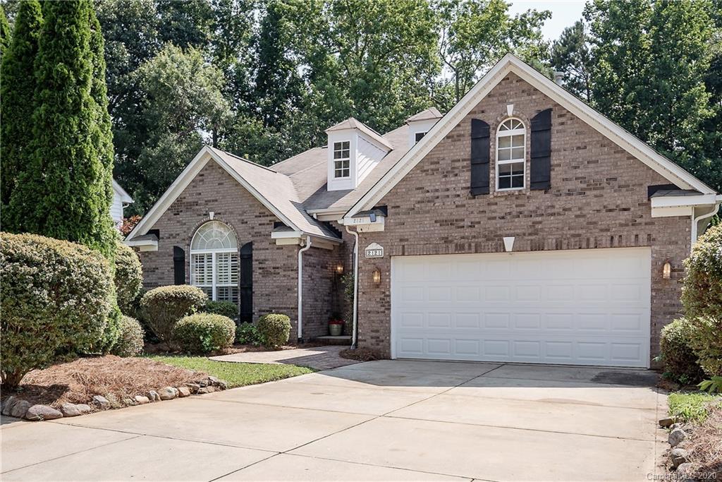 Property image 1 at 2121 Pineapple Court, Matthews, NC 28105
