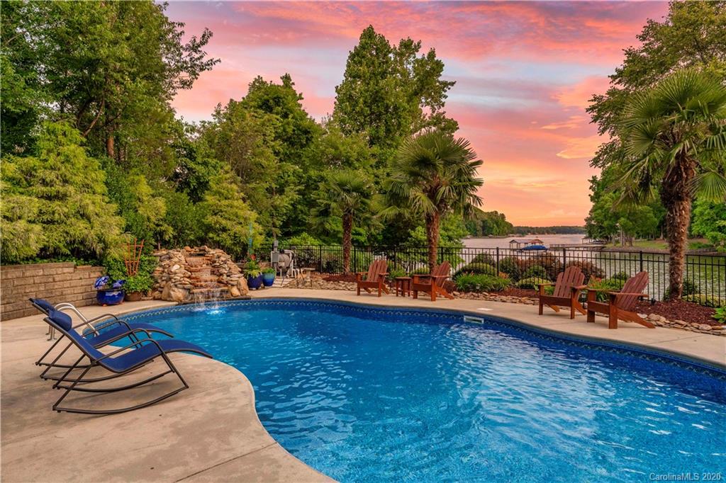 118 Creeky Hollow Drive