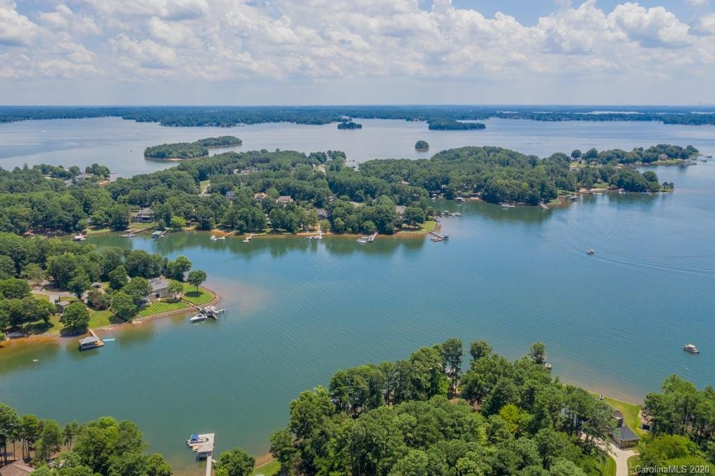 Property image 1 at 115 Estes Park Drive, Mooresville, NC 28117